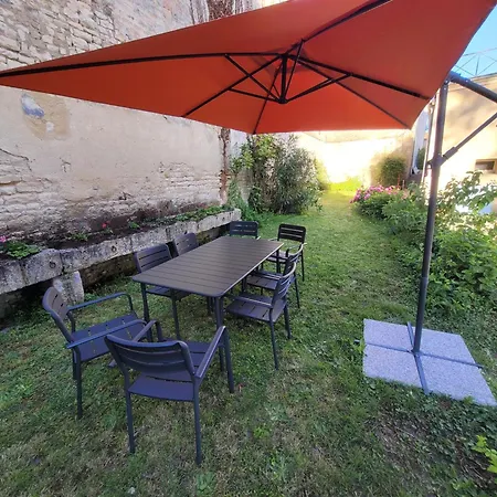 Apartament De Charme Dans Maison De Maitre