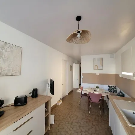 De Charme Dans Maison De Maître Appartement Surgères
